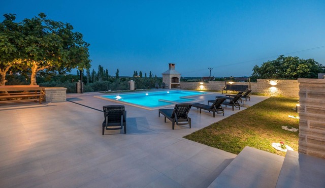 Inviting cottage with pool.