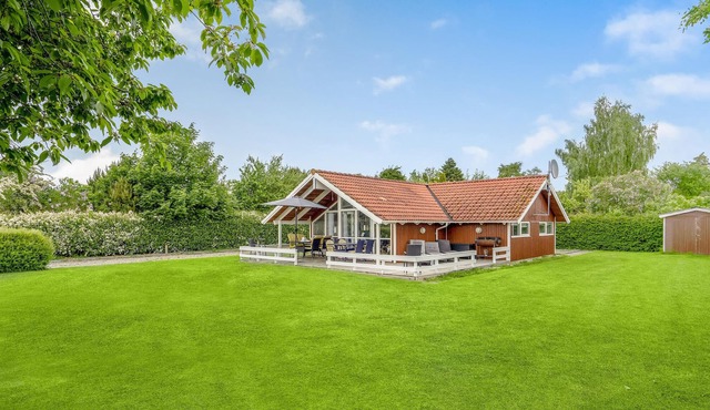 Inviting cottage on the island of Tåsinge.