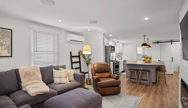 Inviting Escape Bursting w/Elegance & Style