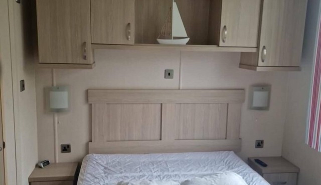 Inviting 2-Bed Caravan on Combe Haven Holiday Park