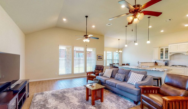 Inviting home in a quiet neighborhood with playroom & enclosed yard