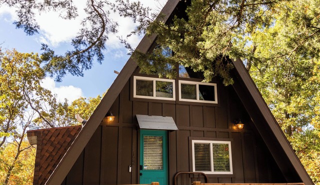 Inviting Lakefront A-Frame Cabin