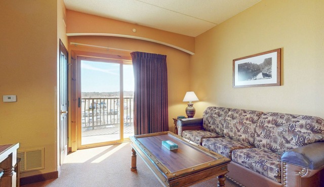 Inviting studio near skiing with on-site golf, central AC, balcony, & free WiFi