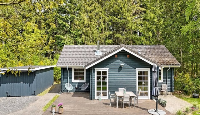 "Iorund" - 9km from the sea by Interhome