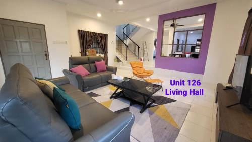 Ipoh Family Villa-Spacious Stay for 21 or 42Pax