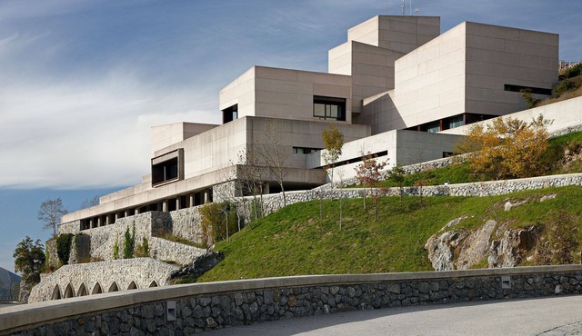 IRAIPE SANTUARIO DE ARANTZAZU HOTEL