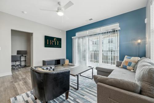 IRIE Living Retreat Kg 2bd Gym Pool Brand New