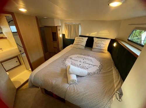 Iris, bateau douillet