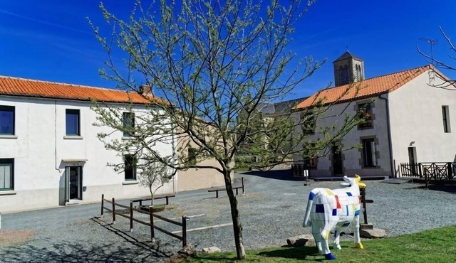 Iris Studio 3 sleeps, 5 mn from Puy du Fou