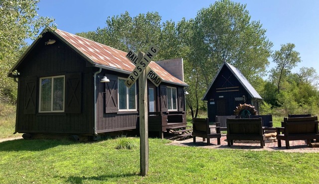 Iron Horse Lakes - remote getaway near Wichita, Newton and Hutchinson, KS