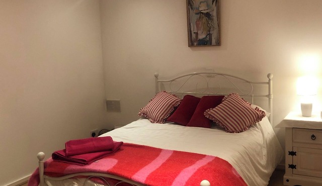 Ironbridge b&b n Beautiful 18th century old school house in Ironbrige gorge