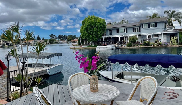 Irvine Lake Forest lake and boat with 4Bed 3Bath Cozy House