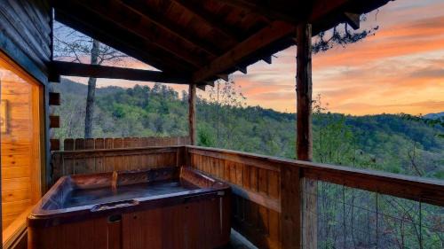 Isaiahs Jacks Elijahs Cabins by AvantStay