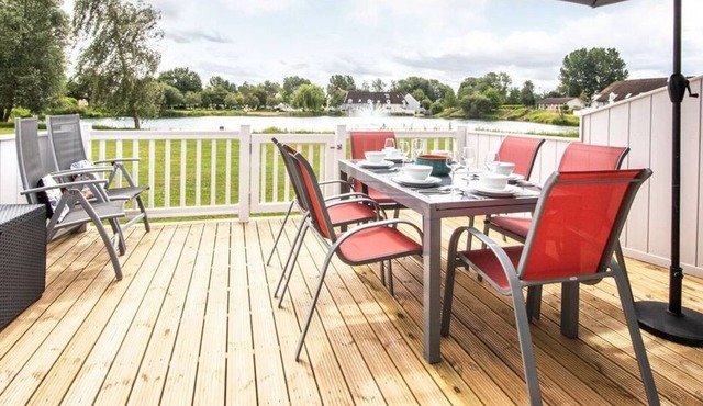 Isis Lakes 40, Casa Angela (P)