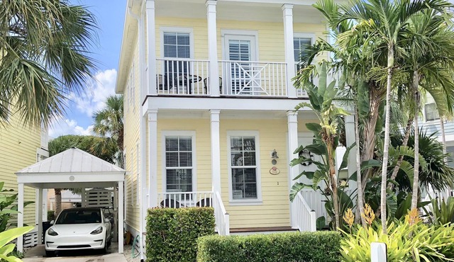ISLAMORADA, ANGLERS REEF PRISTINE HOME Pool, Dock, Beach, Kayaks, Paddle Boards