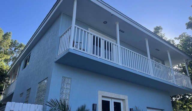 Islamorada Waterfront Paradise with 5 Bedrooms, Pool and Dock