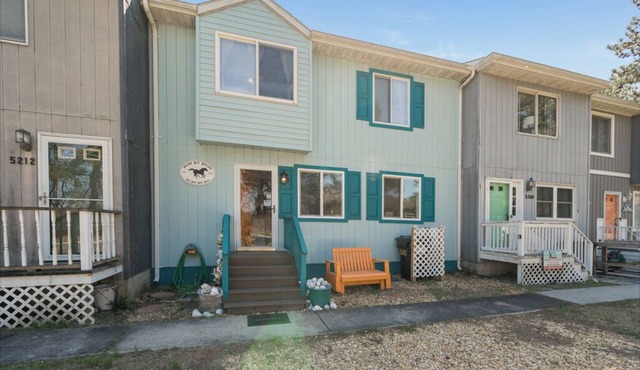 Island Bay Dreams by Seaside Vacations and Sales!