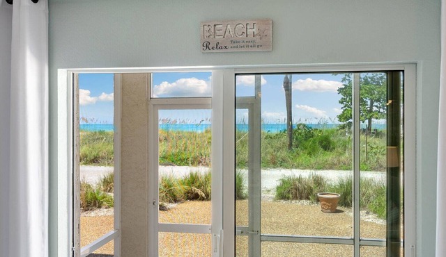 Island Beach Club 2 - Condo 2 Bedroom/1.5 Bath ground level gulf front , maximum occupancy of 4 people.