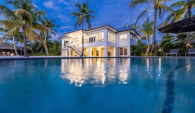 Island Beach House Oasis Your Memory Maker awaits