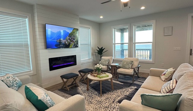 Island Breeze - Sleeps 18 - Spacious 5-Bedroom Beach Front House