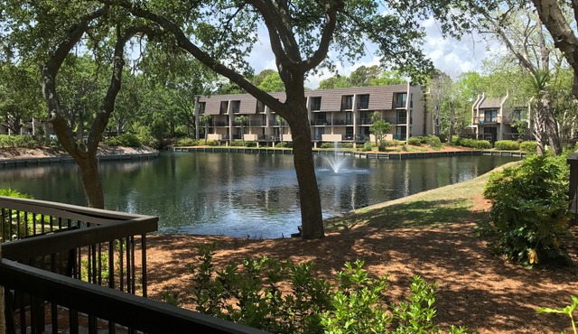 Island Club Beachfront Resort, Lagoon-View, 1BR, First Floor