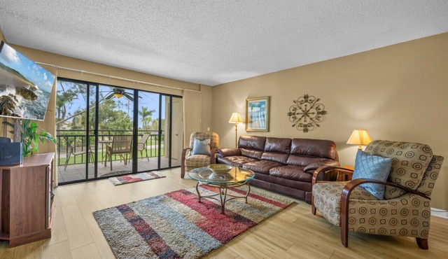 Island Escape at La Puerta 4-231 St Pete 2nd Floor Condo