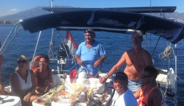 Island hopping on 41 Ft sailing yacht