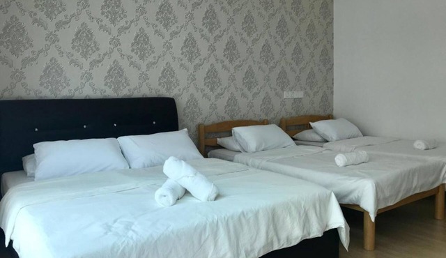 Island Hostel Bayan Lepas Airport