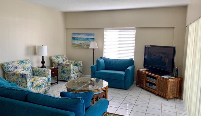 Island House Beach Resort 12N