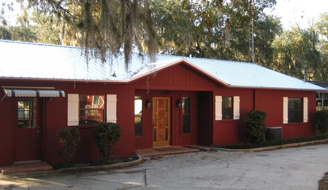 Island Lake Redwood Cottage With Canoe and Grill: Relax, Swim, Fish, Ski, Enjoy