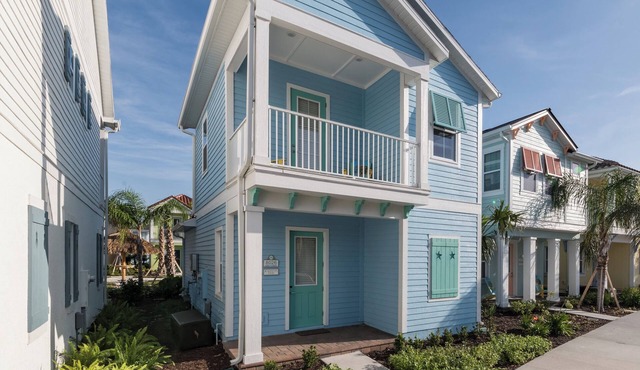 Island Life Cottage near Disney with Margaritaville Resort & Island H2O Access.