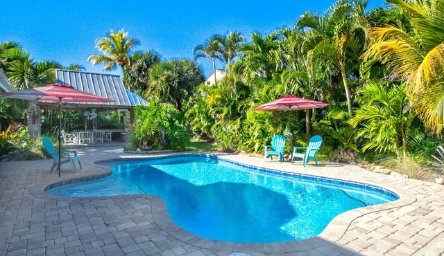 Island Oasis - Luxury Pool Home Steps to the Beach