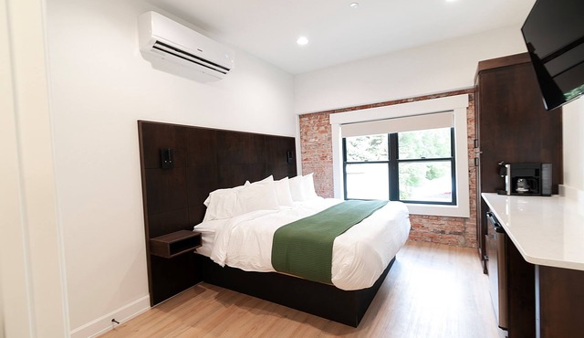 Island Park Theme: Suites of Lava #10