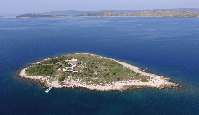 Island Ravna Sika, a place of peace and tranquility