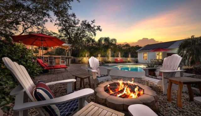 Island Retreat - Backyard Oasis w/Pool/NEW Hot Tub/Tiki Bar