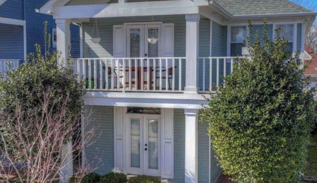 Island Vibe at Harbor Town-5 mins from downtown