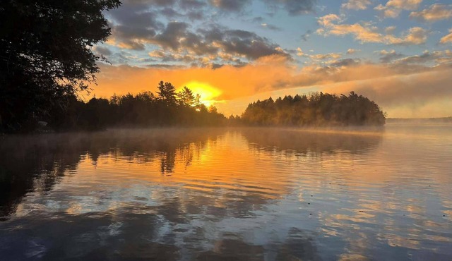 ISLAND with PRIVATE BEACH "LOON ISLAND"