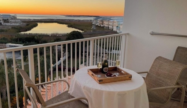 Islander 610-Winter Months Avail - Heated Pool Contact for Special Rates