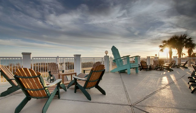 Islander Hotel & Resort