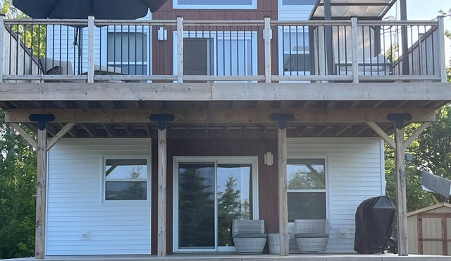 Isle Be Back. - Peaceful Bay view retreat cottage