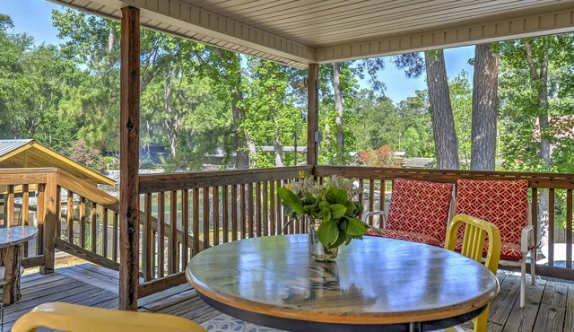 Isle of Wight Tri-Level Home w/ Private Boat Dock!