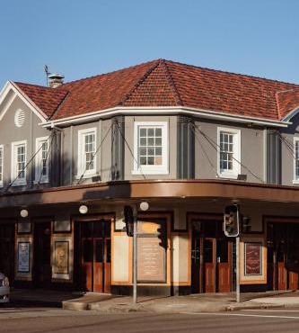 Islington Barracks Hotel