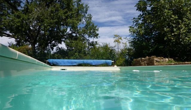 isolated house, heated pool, the quiet of a timber property and meadows