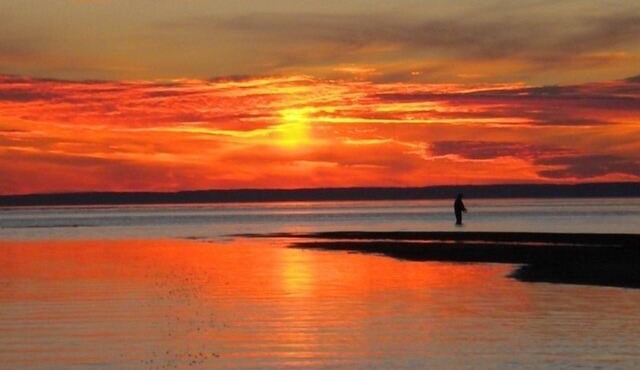 Isolated location Brule River, Lake Superior View, Cabin Rental, Canoeing