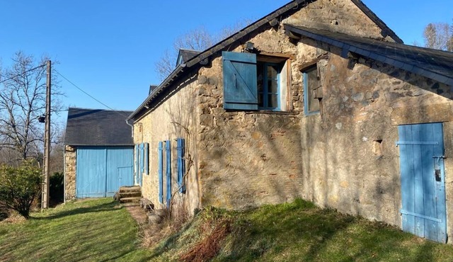Isolated rustic house near Haut Folin