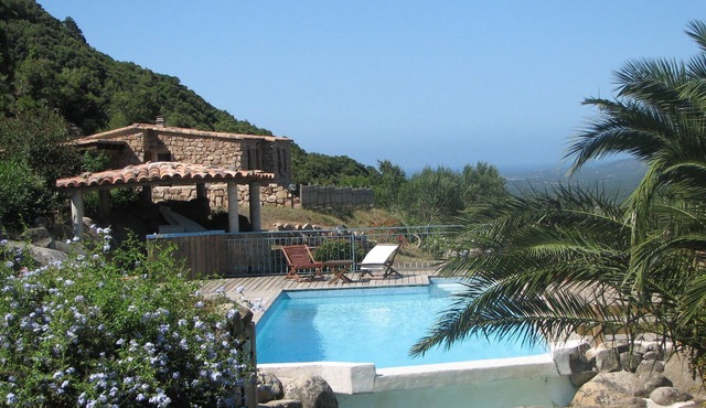 ISOLATED STONE VILLA WITH MAGNIFICENT PANORAMIC VIEWS