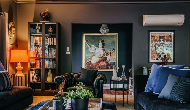 Istana Lodge ~ Daylesford Region ~ Idyllic Retreat with Pool!