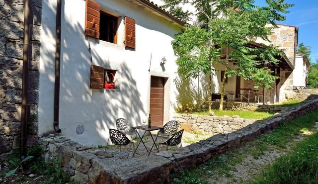 Istrien Traditionelles Steinhaus 1 by Interhome