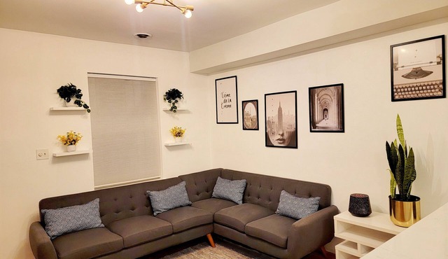 It's a 10! Chic 1-bedroom located 10 mins from everywhere you want to be in DC
