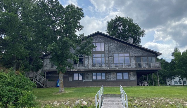 It's back! Luxury on West Battle Lake - 4BR/3BA - Great location near town!